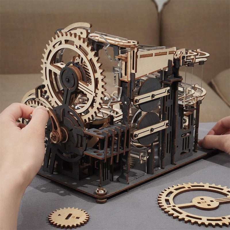 3D Wooden Puzzle / Marble Run Set